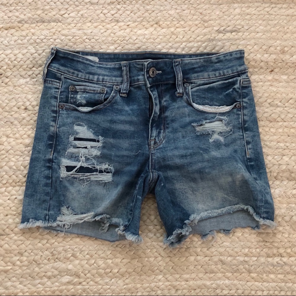 American Eagle Midi Denim Short - 10